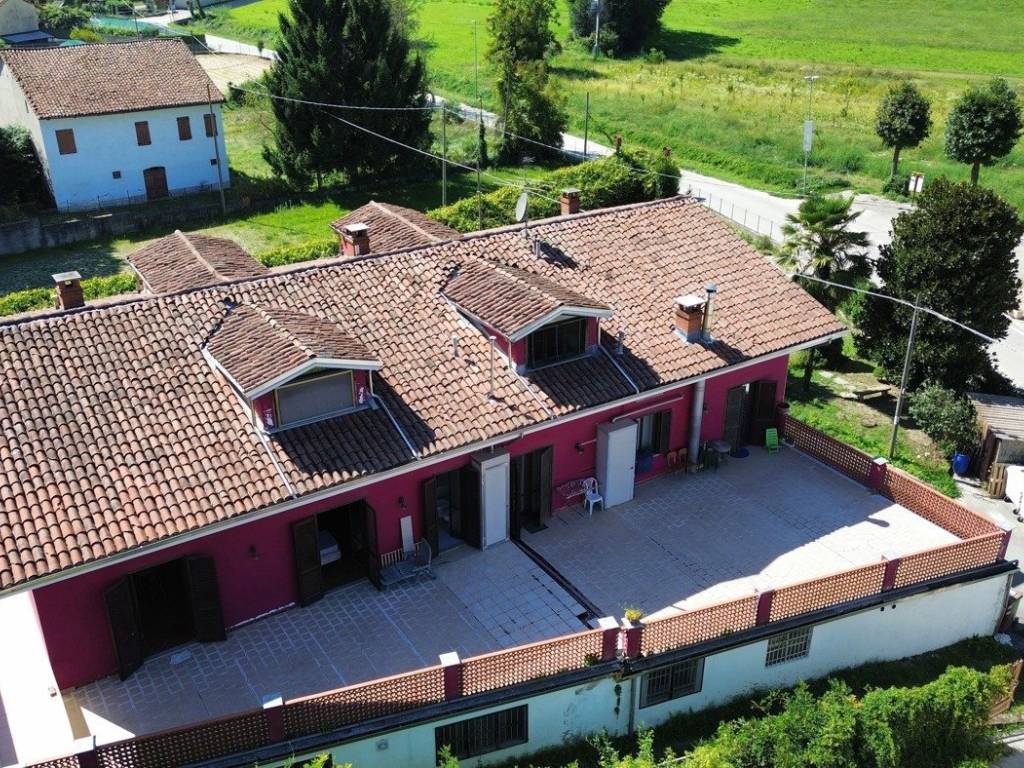 Appartamento a Ferrere in Via Morena, 37 - Foto 4