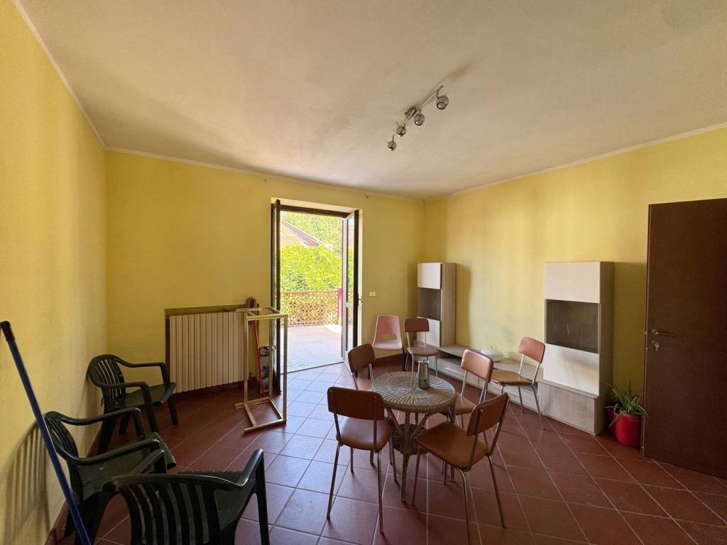 Appartamento a Ferrere in Via Morena, 37 - Foto 5