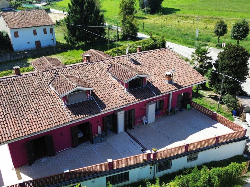 Appartamento a Ferrere in Via Morena, 37 - Foto 3