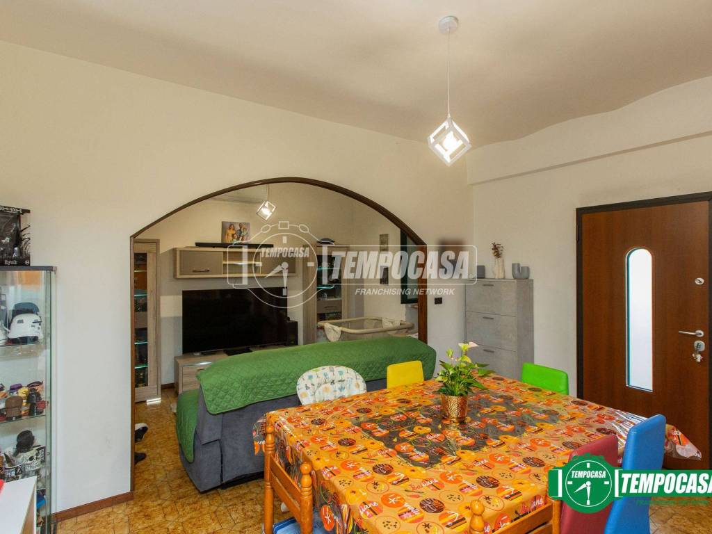 Casa indipendente a Momo in Via Giacomo Matteotti, 12 - Foto 3