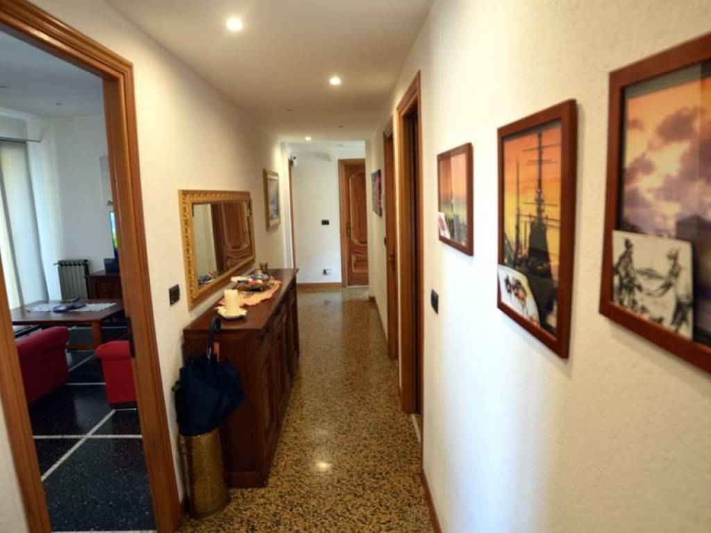 Appartamento a Varazze in Via Accinelli, 3 - Foto 3