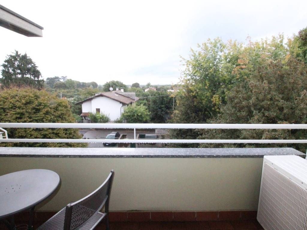 Appartamento a Lomazzo in Via del Ronco - Foto 3