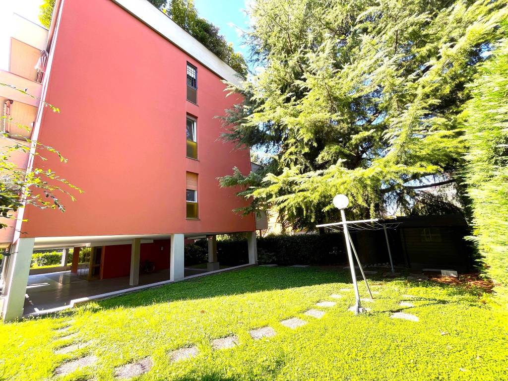 Appartamento a Bologna in Via Francesco del Cossa - Foto 4