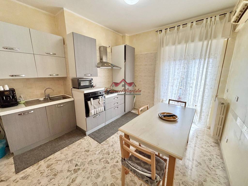 Appartamento a Valenzano in Via Alcide De Gasperi - Foto 5