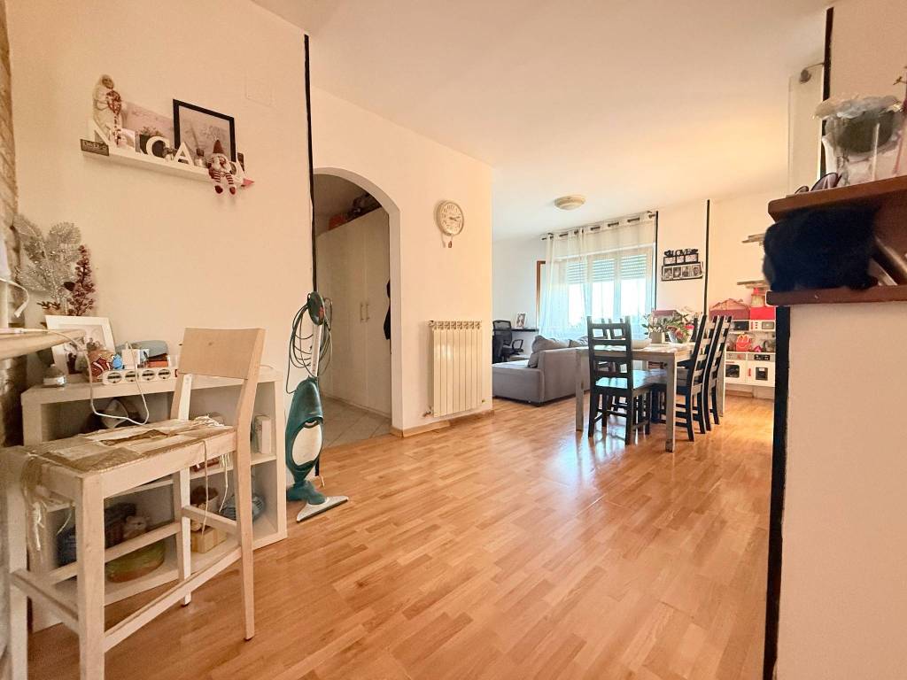 Appartamento a Loreto in Via Montorso, 45 - Foto 2