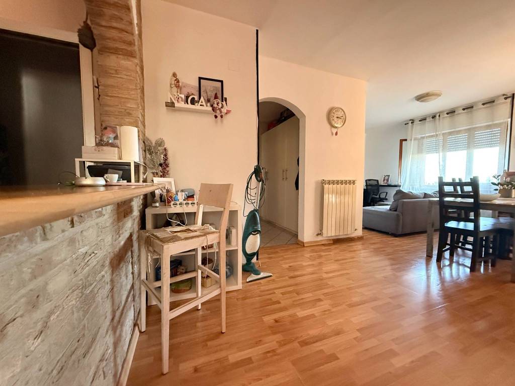 Appartamento a Loreto in Via Montorso, 45 - Foto 3