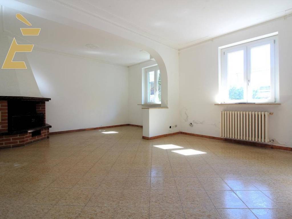Rustico / casale a Cava manara in Via Togliatti, 19 - Foto 2