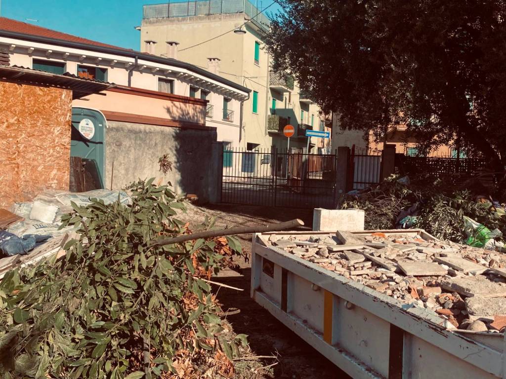 Palazzo / stabile a Verona in Via Magenta - Foto 4