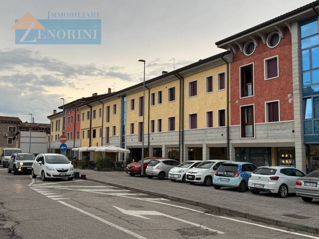 Appartamento a Villafranca di verona in Via Tione - Foto 3