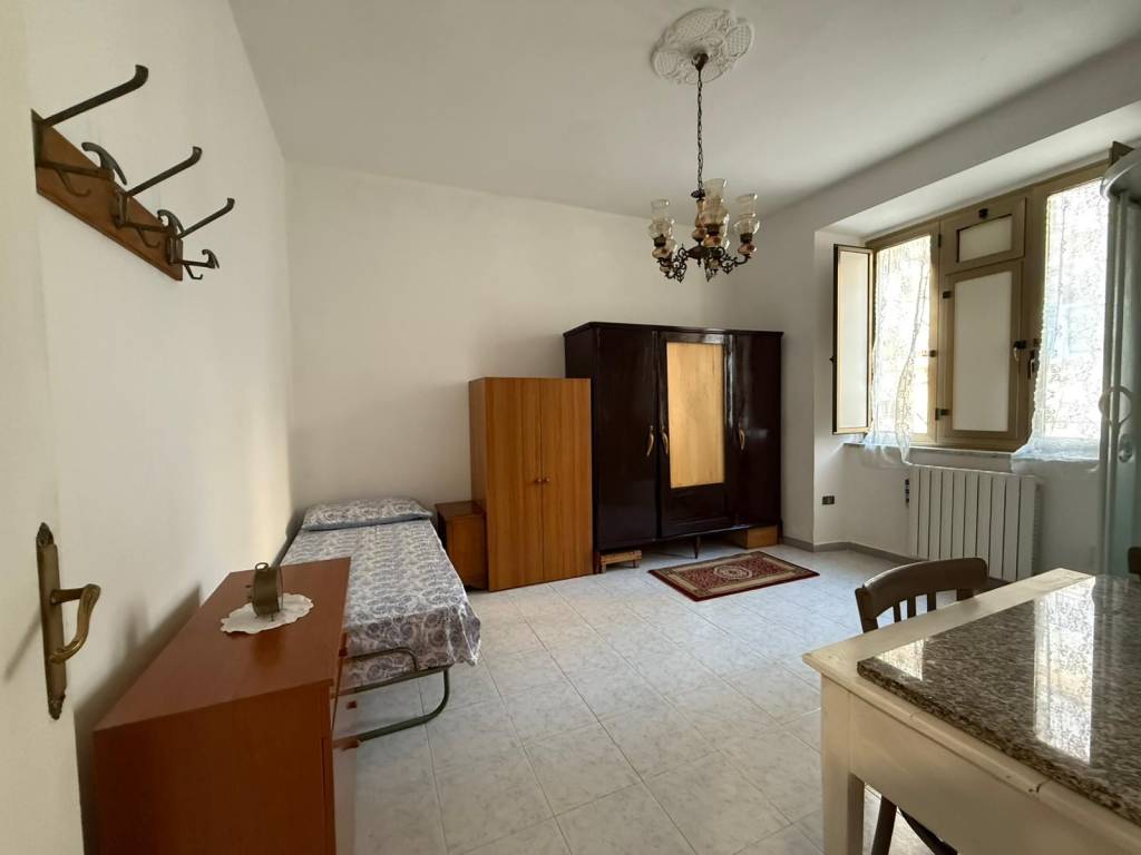 Appartamento a Crotone in Corso Messina - Foto 5