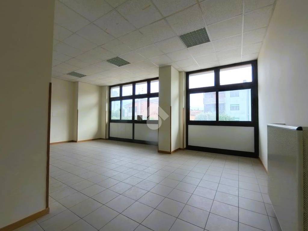 Immobile a Civitanova marche in Via Crivelli, 17 - Foto 2