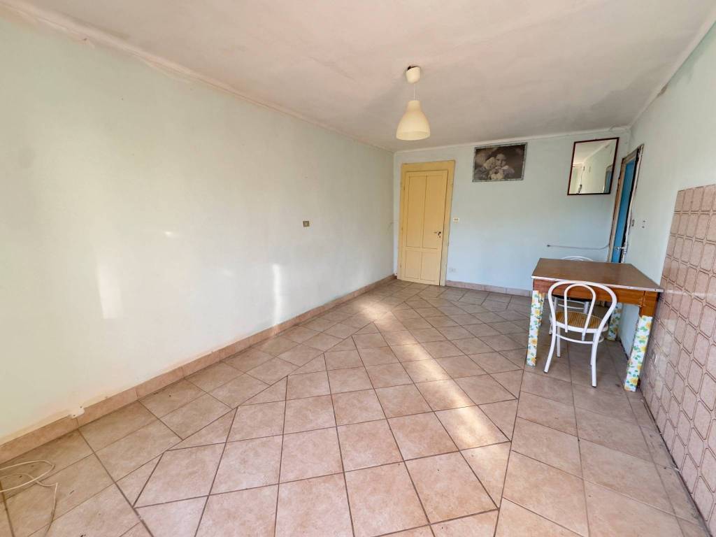 Appartamento a Valenza in Via Cesare Cunietti, 19 - Foto 4