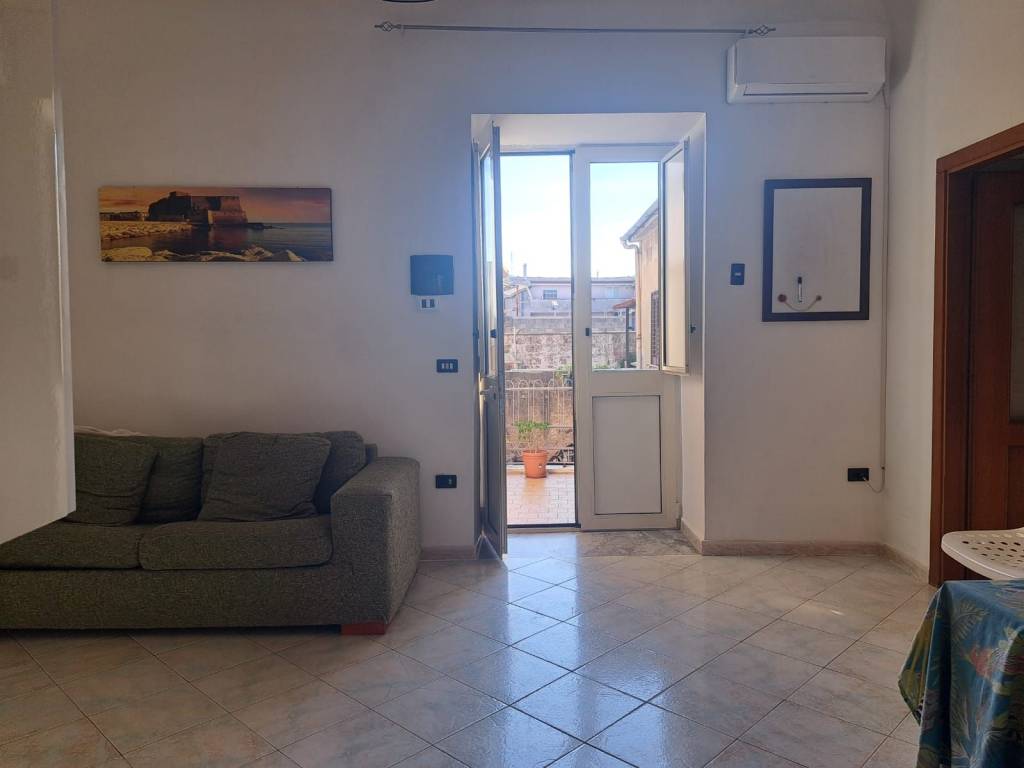Appartamento a Maddaloni in Via Domenico Raffone - Foto 3