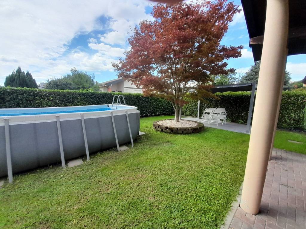 Villa a Cerano in Via Sozzago - Foto 3