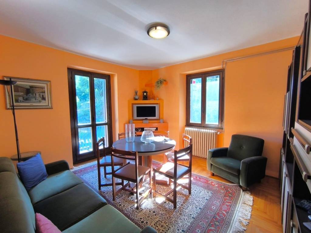 Appartamento a Chiesa in valmalenco in Via Franco Sampietro, 44 - Foto 2