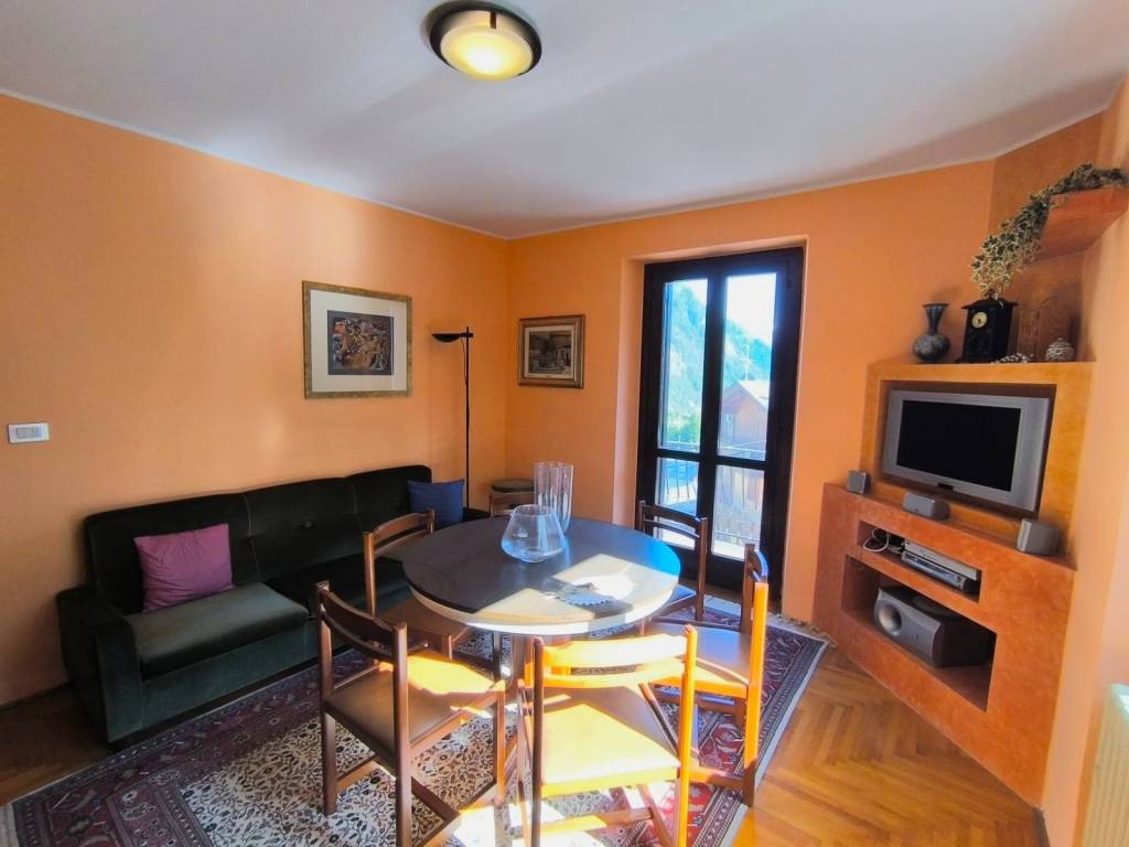 Appartamento a Chiesa in valmalenco in Via Franco Sampietro, 44 - Foto 3