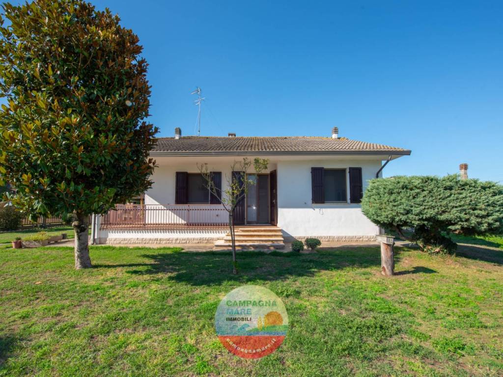 Villa a Codigoro in Via Pomposa Centro - Foto 4