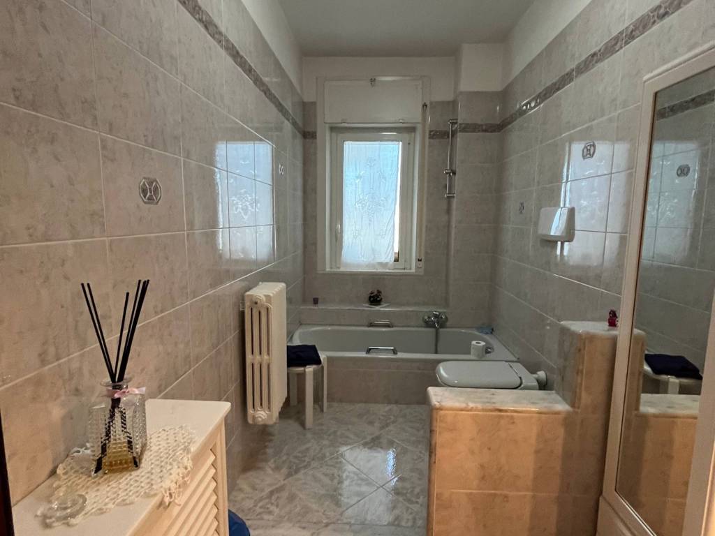 Appartamento a Valenzano in Via Alcide De Gasperi, 1 - Foto 5