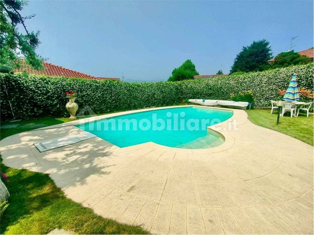 Villa a Besozzo in Via Monte Grappa - Foto 4