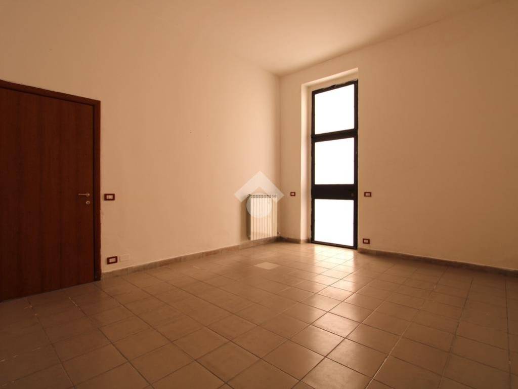 Appartamento a Bareggio in Via Milano, 39 - Foto 2