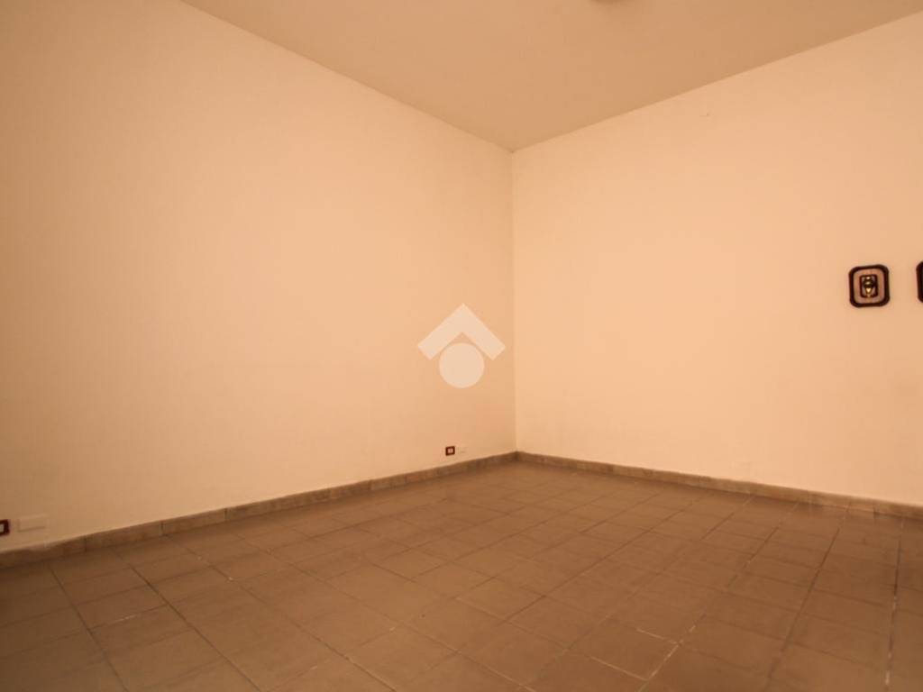 Appartamento a Bareggio in Via Milano, 39 - Foto 4