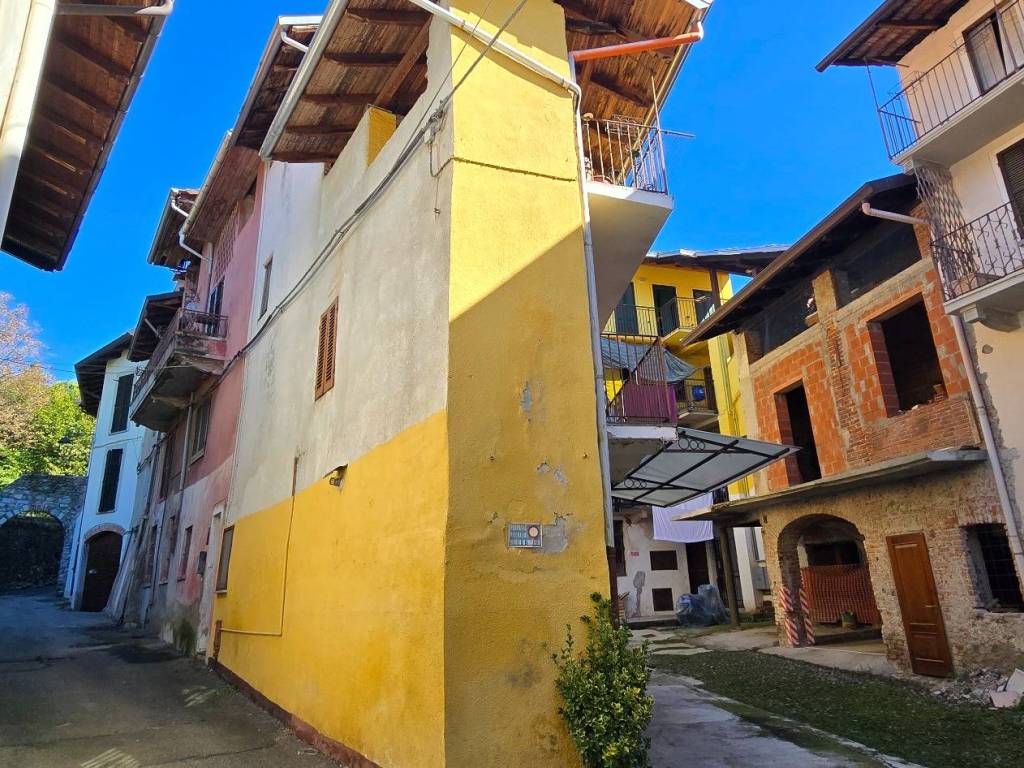 Casa indipendente a Romagnano sesia in Via Antica Provinciale per Lossola - Foto 3