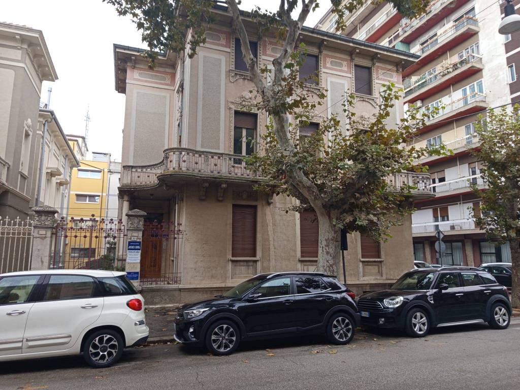 Immobile a Lanciano in Viale della Rimembranza - Foto 4