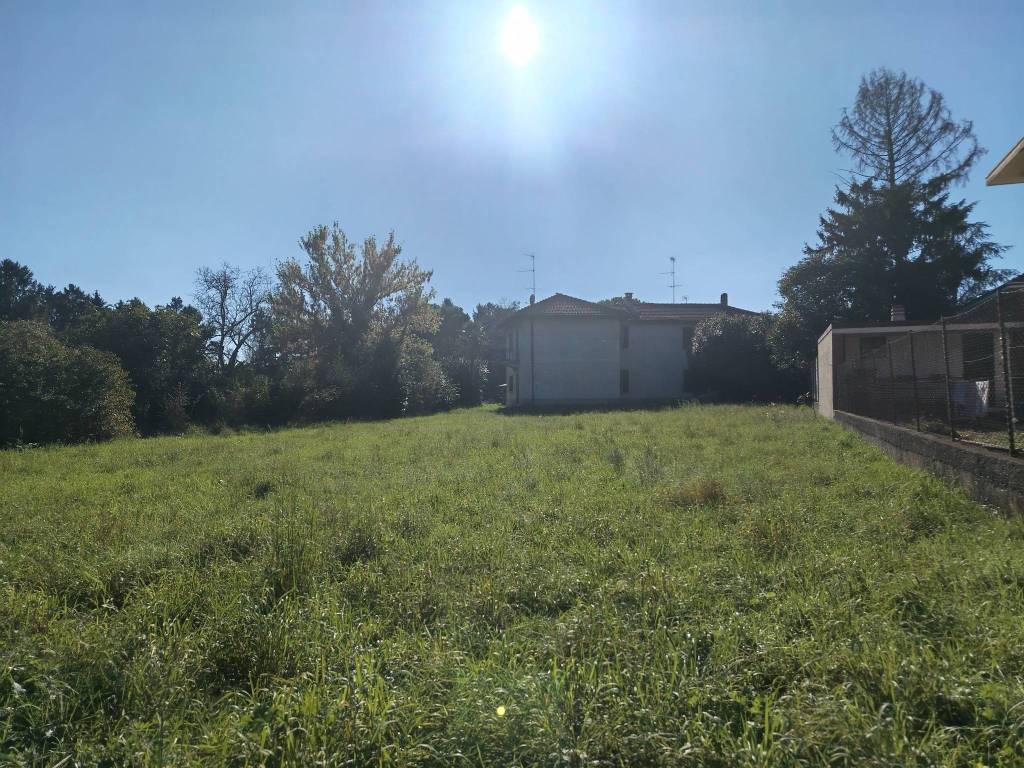 Terreno a Somma lombardo in Via Valmirolo - Foto 4