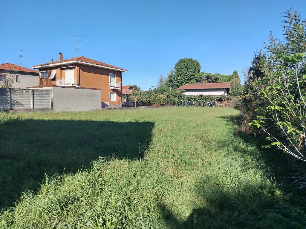 Terreno a Somma lombardo in Via Valmirolo - Foto 5