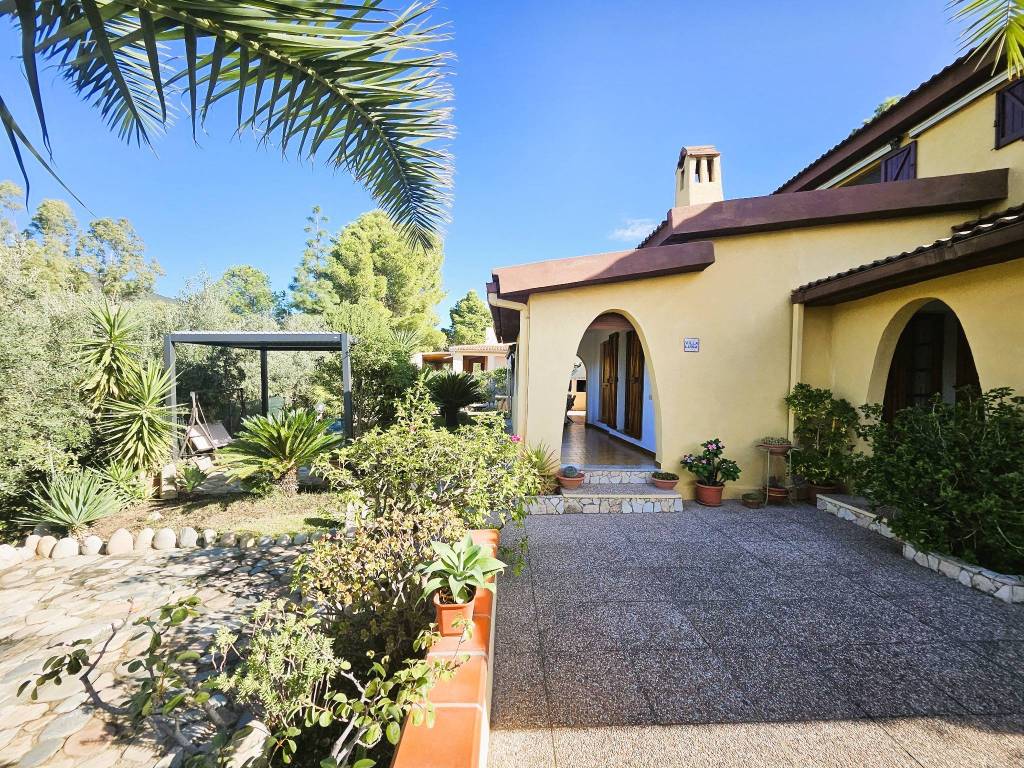 Villa a Sinnai in Via del Biancospino - Foto 4