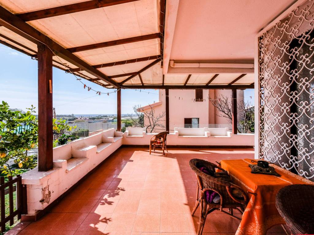 Villa a Quartu sant'elena in Via Feronia - Foto 4