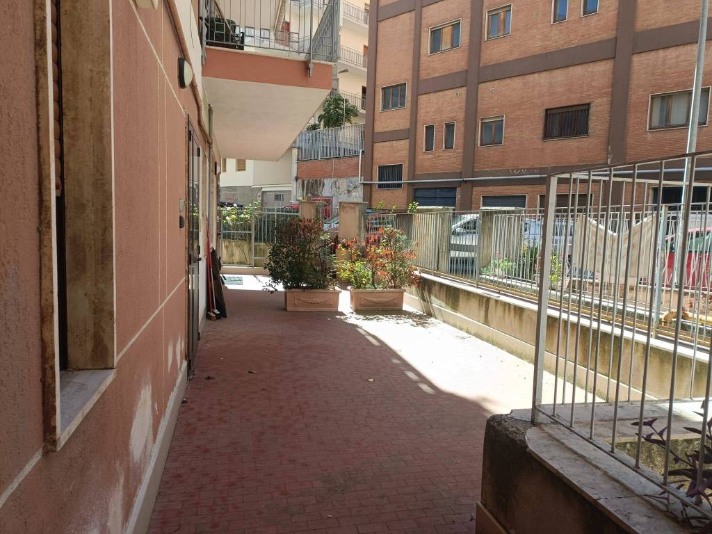 Appartamento a Benevento in Via Nicola Calandra - Foto 4