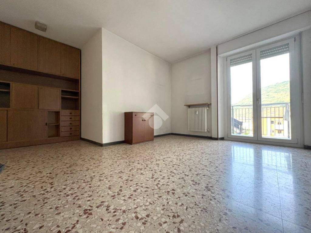 Appartamento a Sondrio in Via Vanoni, 12 - Foto 2