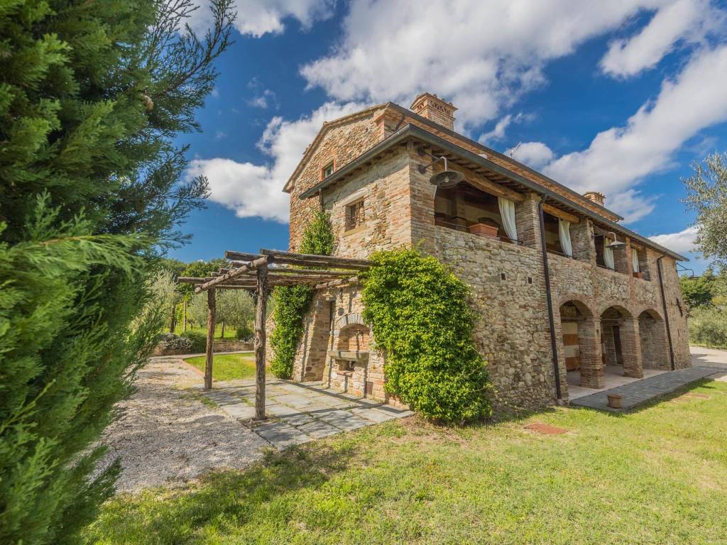 Villa a Anghiari in Strada Provinciale di Caprese Michelangelo - Foto 2