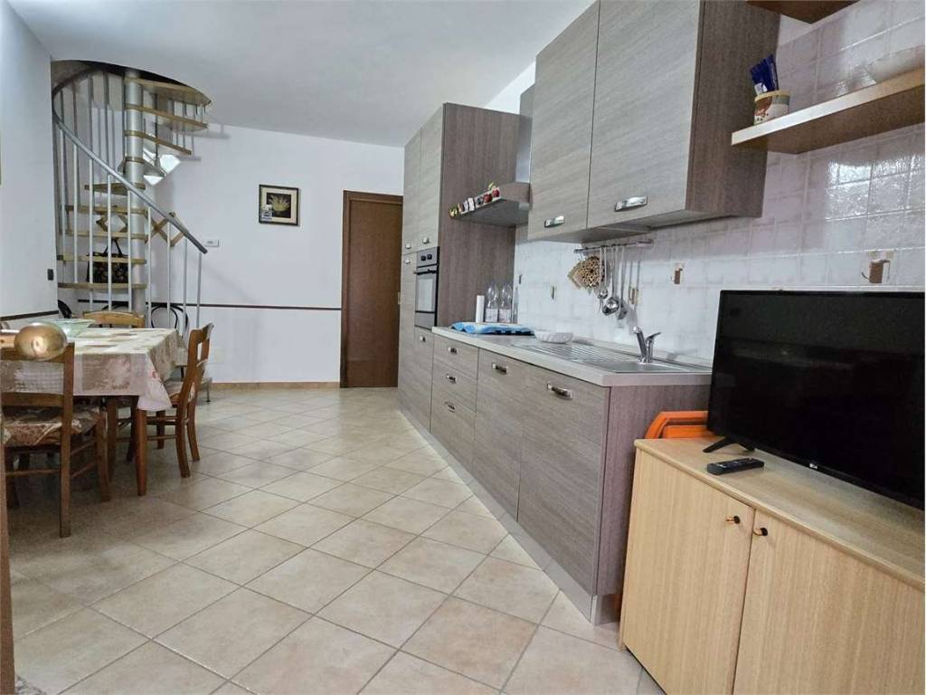 Appartamento a Verbania in Via Ruga - Foto 3