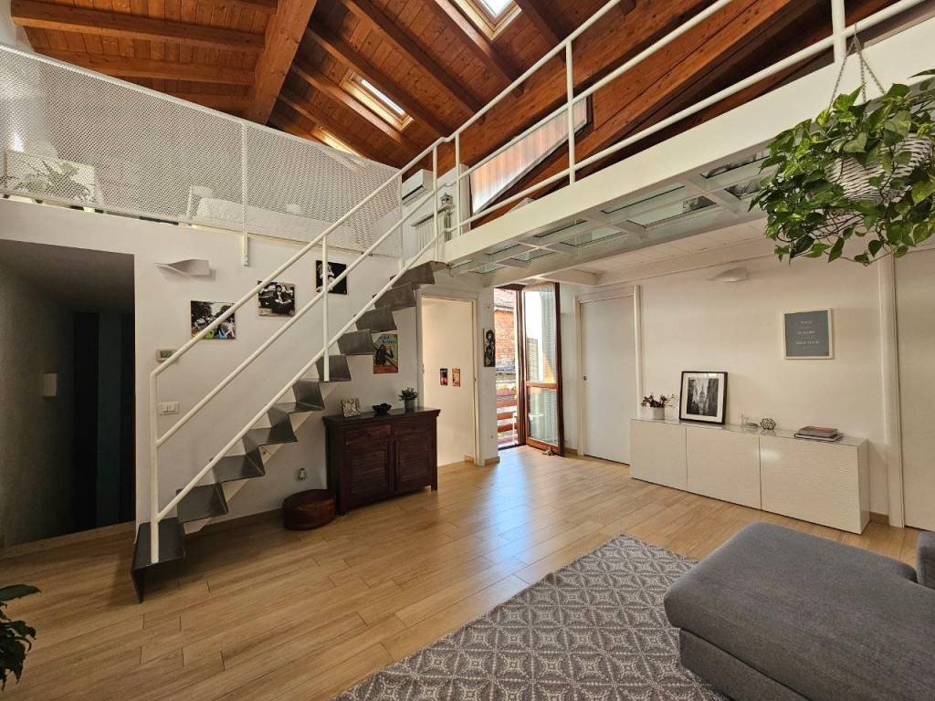 Casa indipendente a Galliate in Via Giacomo Matteotti, 66 - Foto 2