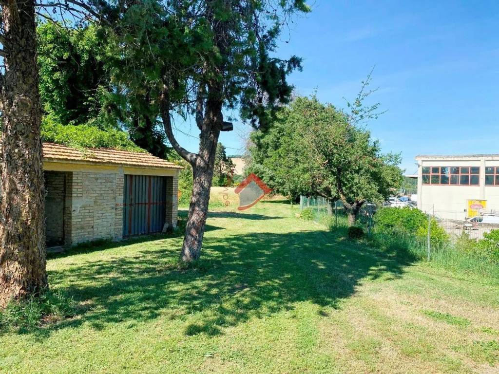 Palazzo / stabile a Macerata - Foto 5