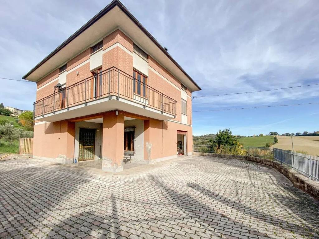 Villa a Mogliano in Contrada Castello, 1 - Foto 3