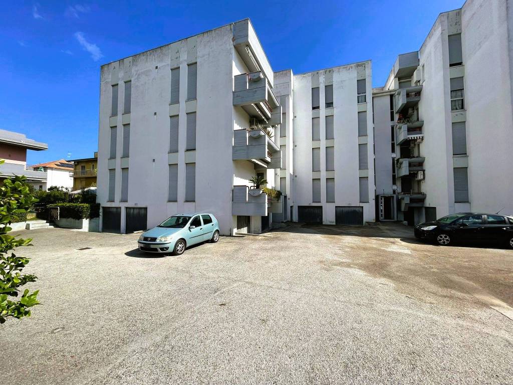 Appartamento a Martinsicuro in Via Silio Italico - Foto 2