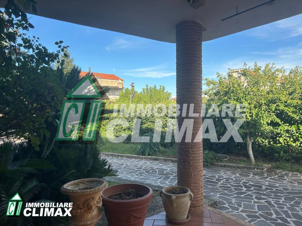 Appartamento a Castel morrone in Via Scese Lunghe, 12 - Foto 5
