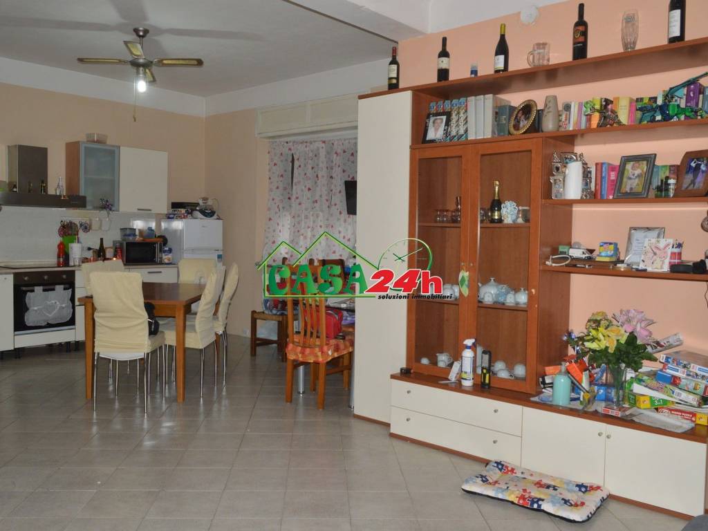 Appartamento a Saronno in Via Galileo Galilei - Foto 3