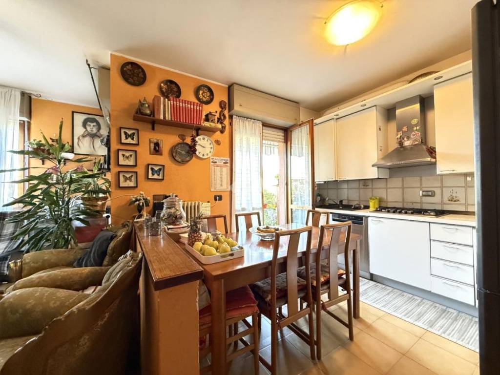 Appartamento a Scanzorosciate in Via A. de Gasperi, 12 - Foto 5