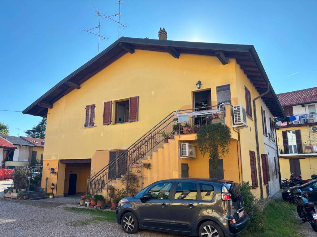 Appartamento a Cornaredo in Piazza Cascina Croce, 24 - Foto 2