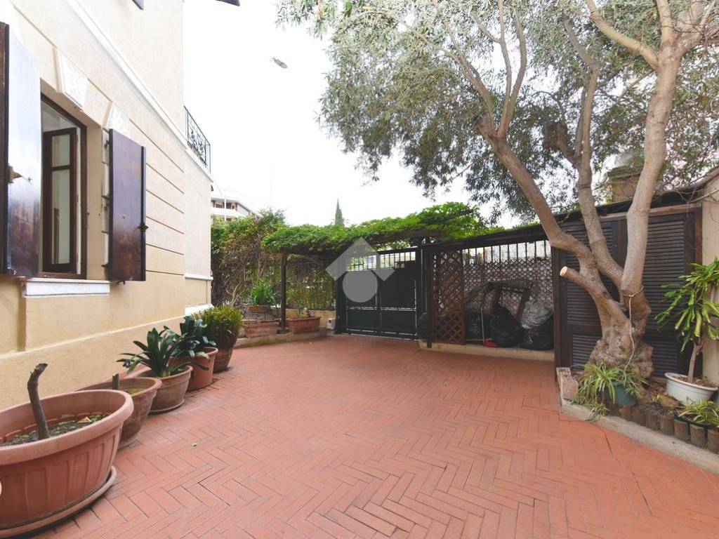 Villa a Cagliari in Via Firenze, 15 - Foto 4