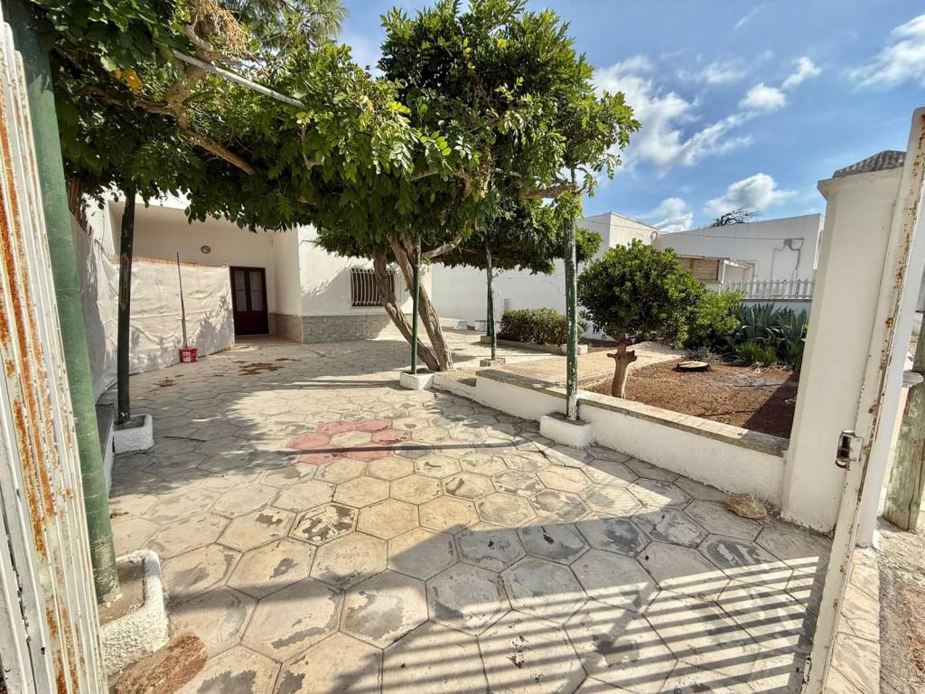 Villa a Porto cesareo in Via Torre Colimena, 48 - Foto 5