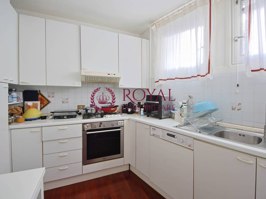 Appartamento a Livorno in Viale Italia - Foto 4