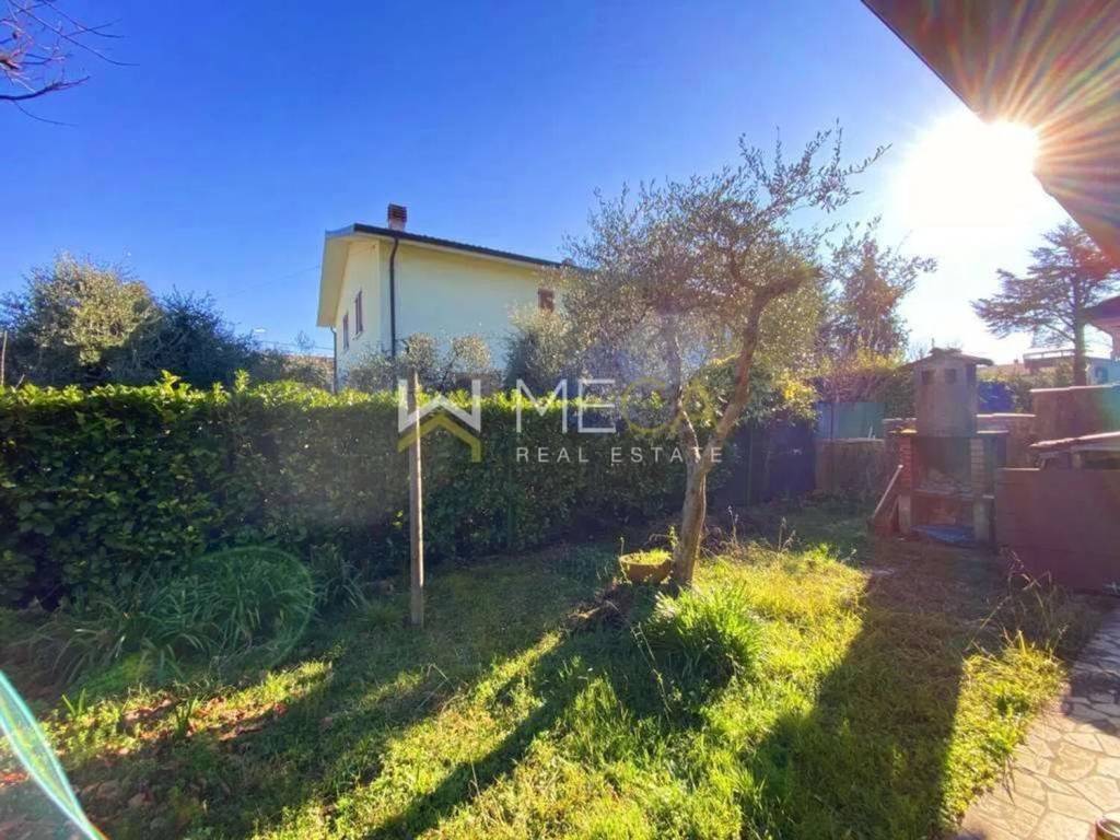 Villa a San felice del benaco in Via Don Luciano Bonetti No Number - Foto 2