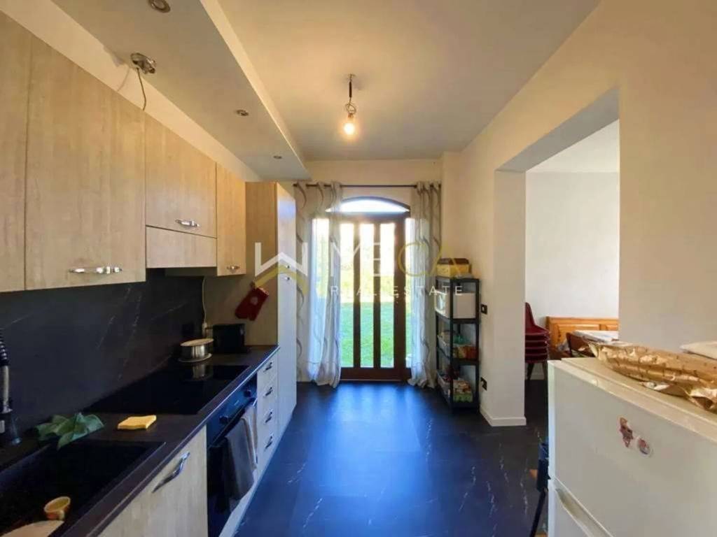 Villa a San felice del benaco in Via Don Luciano Bonetti No Number - Foto 3