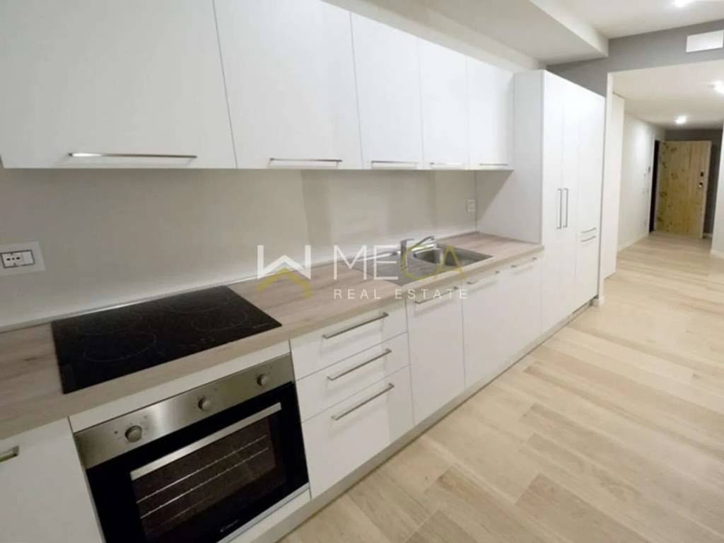 Appartamento a Salò in Via Mattia Butturini No Number - Foto 4