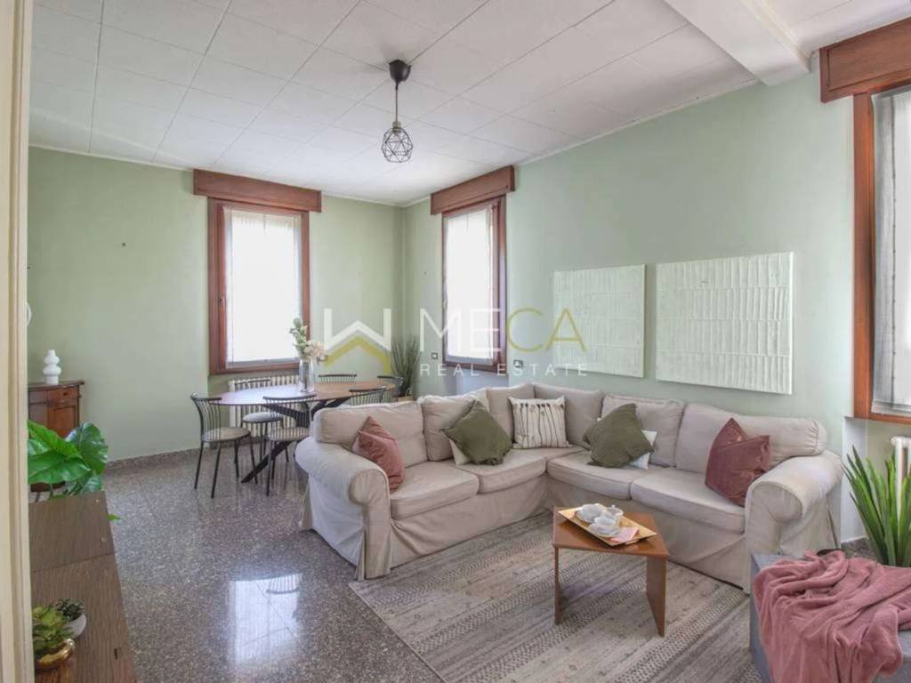Villa a Salò in Via Iv Novembre, 17 - Foto 2